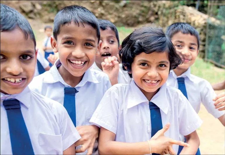 Smiling schoolchildren in Sri Lanka